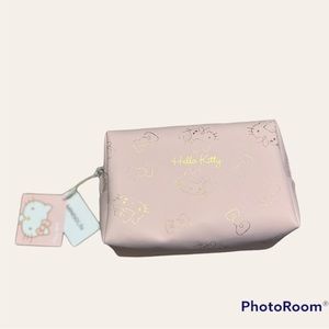 Miniso Hello kitty cosmetics bag in pink NWT